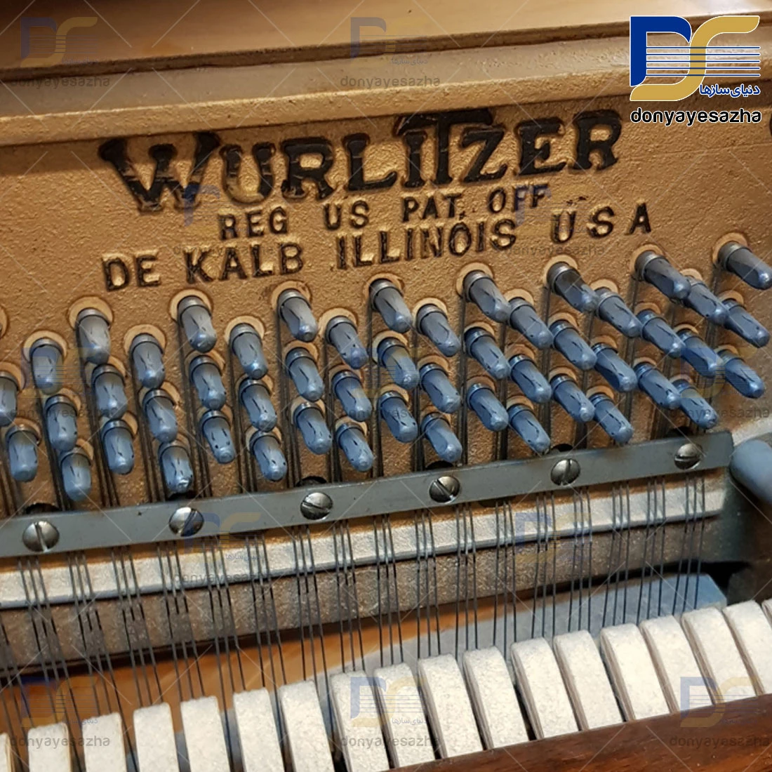 پیانو آکوستیک اسپینت ورلیتزر wurlitzwer spinet آمریکایی